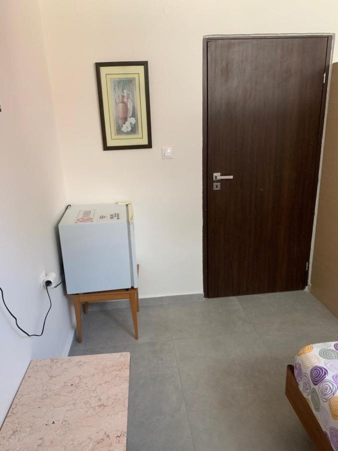 Centrally Located Private Rooms Ираклион Экстерьер фото